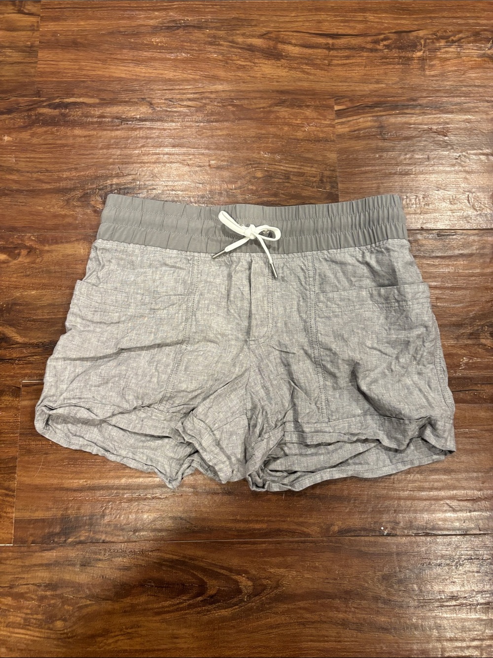 Athleta Light Gray Drawstring Women’s Shorts